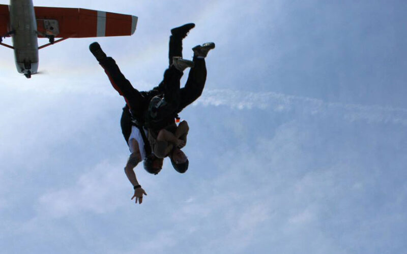 Feature image for Flying Tiger Sport Parachuting Center