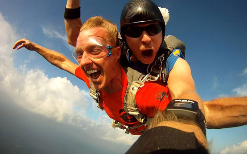 Feature image for Gateway Skydiving Center
