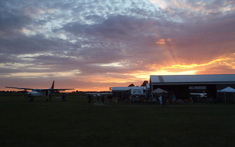 Feature image for Quad City Skydiving Center