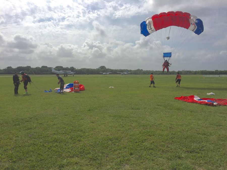 Skydive Spaceland Houston Dropzone Image