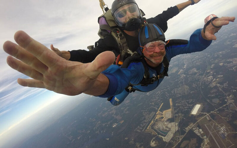 Feature image for Virginia Skydiving Center