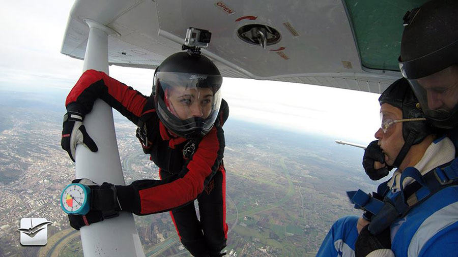 Skydiving Tandem Group Split Dropzone Image