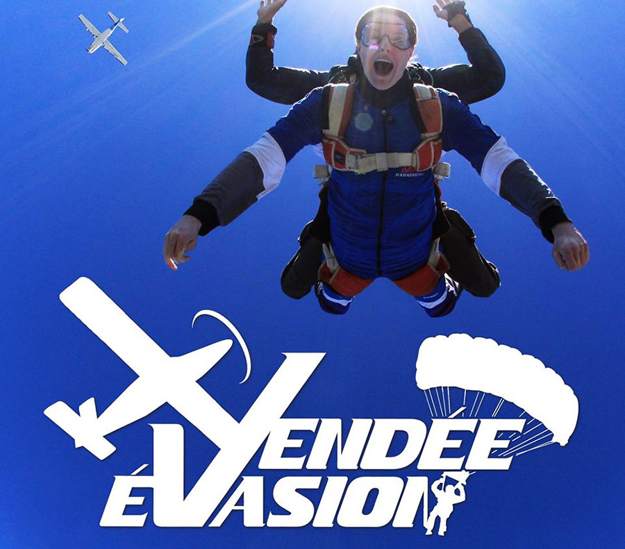 Vendée Evasion Parachutisme Dropzone Image