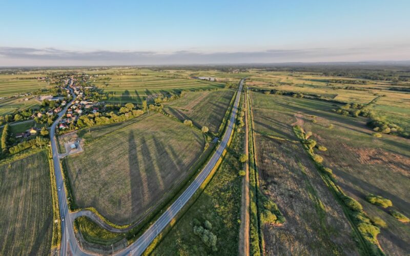 Feature image for Skoki spadochronowe tandem Kraków (Szczurowa) / Tandem Skydiving in Cracow (Szczurowa)